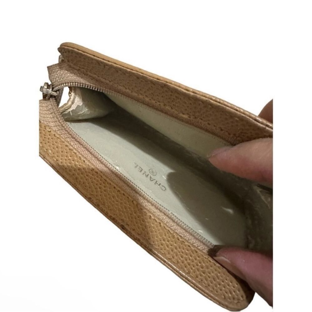 Gucci mini brown leather pouch - Picture 8 of 13